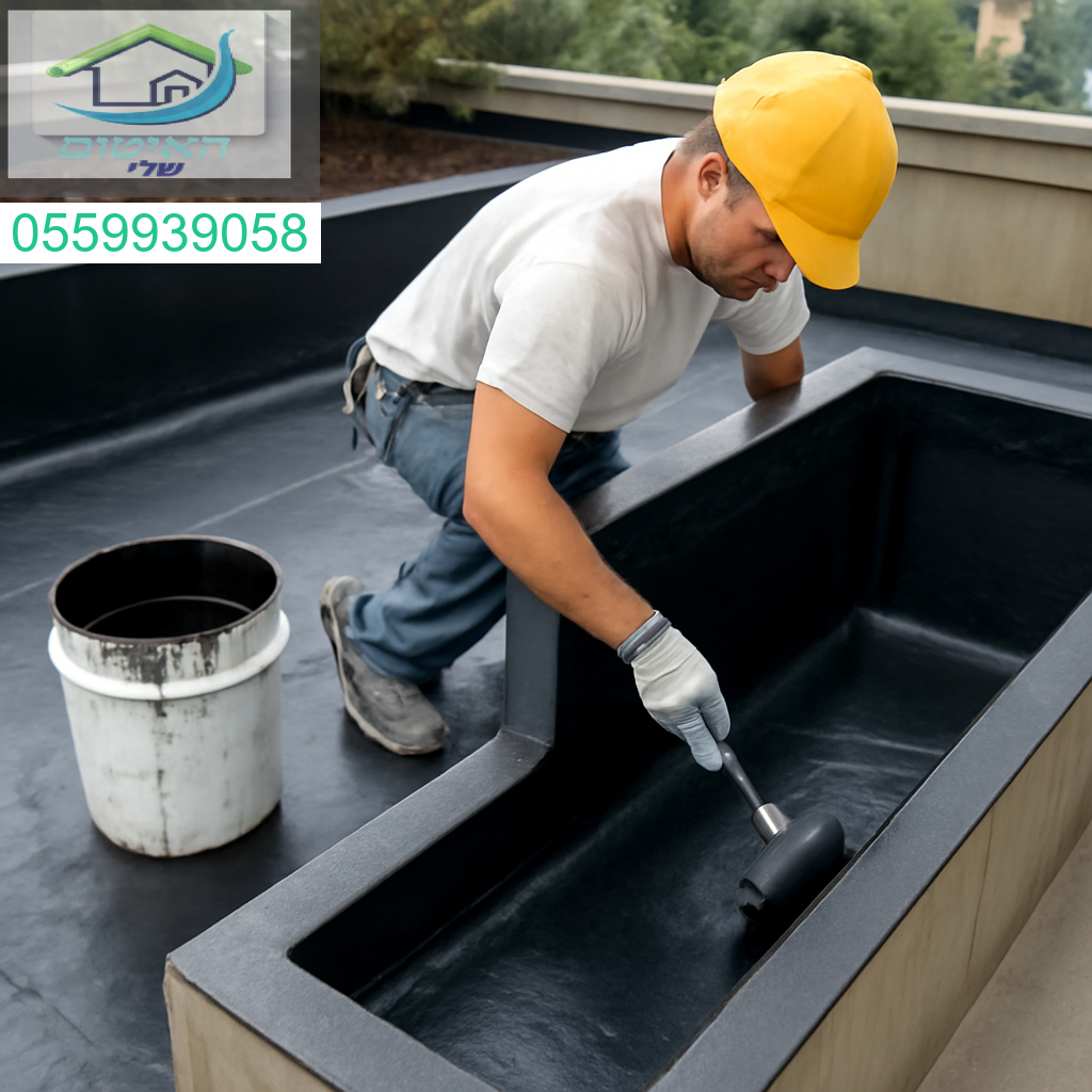 איטום מקצועי לאדניות וגינות גג בטכנולוגיית אנטי רוט לאחזקה ארוכת טווח ללא פשרות
